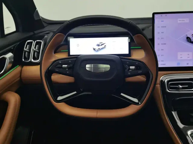 Geely Boyue L — Фото автомобиля 11