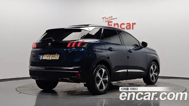 Фотография автомобиля — Peugeot 3008