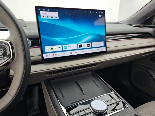 Geely Galaxy Xingyao 8 — Фото автомобиля 10