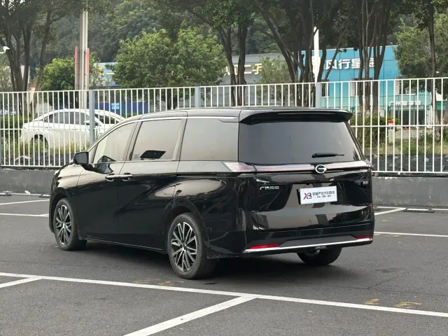 GAC Trumpchi E8 — Фото автомобиля 4