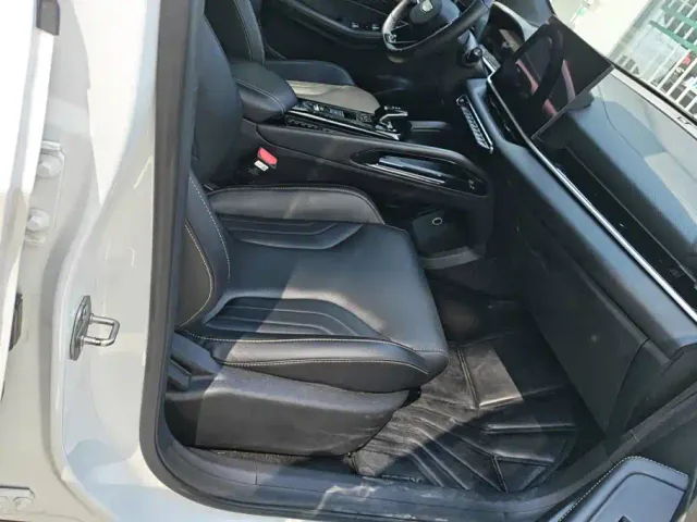 Geely Binyue — Фото автомобиля 8