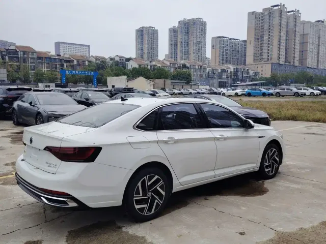 Volkswagen Sagitar — Фото автомобиля 4