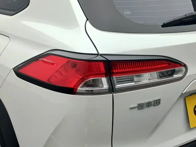 Toyota Corolla Cross — Фото автомобиля 15