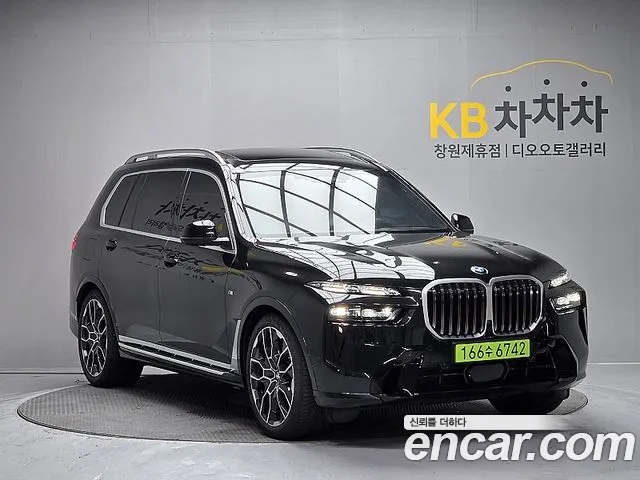 BMW X7 — Фото автомобиля 5