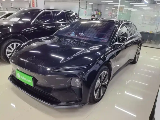Фотография автомобиля — Nio ET5 Touring