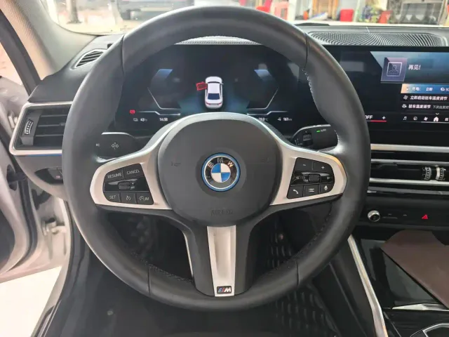 BMW i3 — Фото автомобиля 6