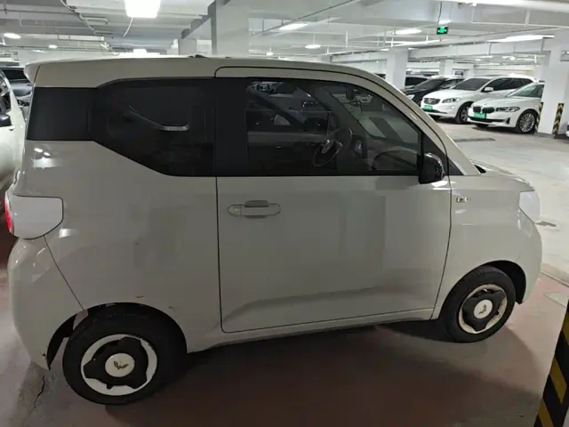 Wuling Hongguang Mini EV — Фото автомобиля 27