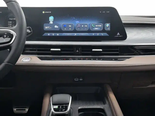 Chery Arrizo 8 — Фото автомобиля 12