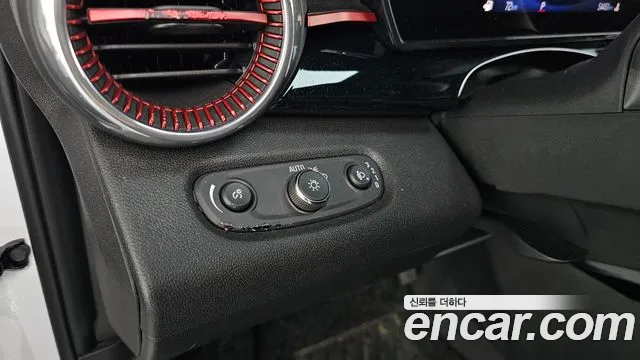 ChevroletGMDaewoo Trax Trax Кроссовер — Фото автомобиля 27