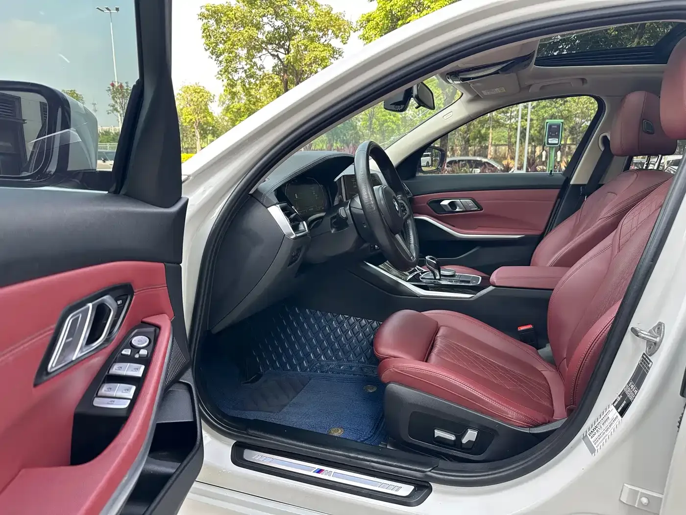 BMW BMW 3 Series 2022 320Li M Sport Package — Фото автомобиля 4