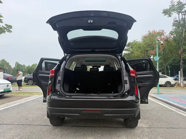 Haval H6 — Фото автомобиля 21