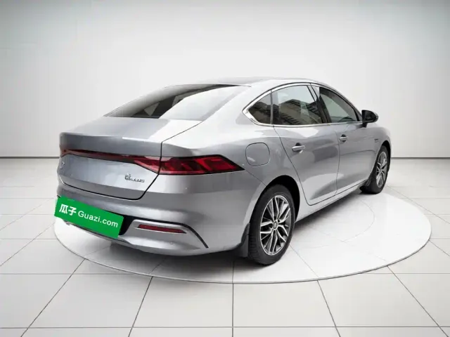 BYD Qin PLUS — Фото автомобиля 6