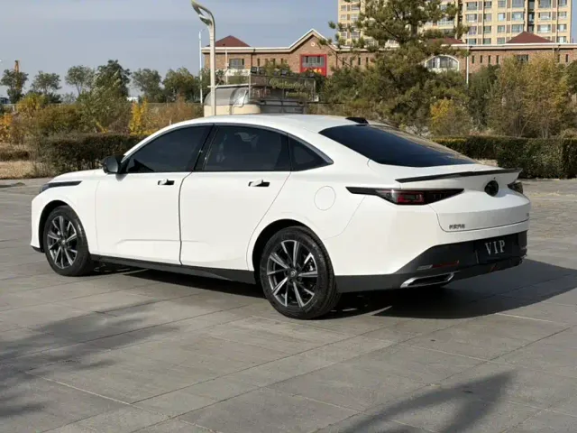 Changan Lamore — Фото автомобиля 10