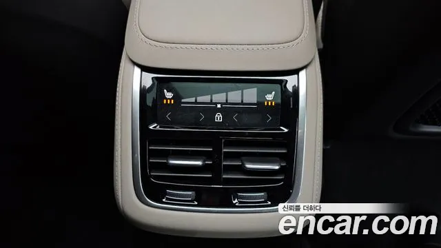 Volvo XC90 Generation 2 — Фото автомобиля 17