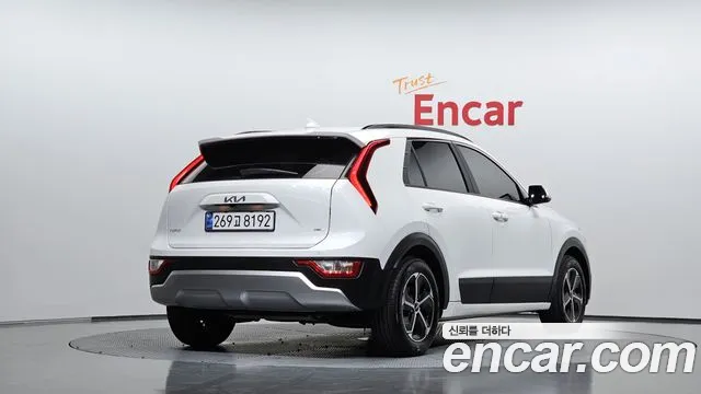 Kia Niro The All New Niro Prestige — Фото автомобиля 2
