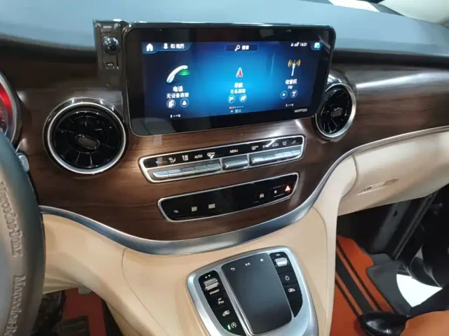Mercedes-Benz Mercedes-Benz V-Class 2021 V 260 Pilot Edition — Фото автомобиля 12
