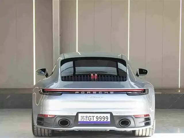 Porsche 911 — Фото автомобиля 9