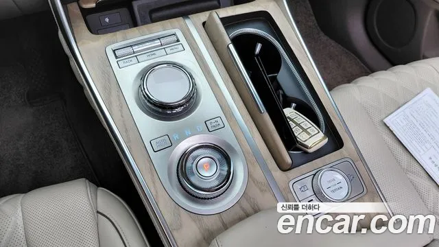 Genesis GV80 — Фото автомобиля 12