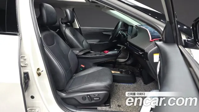 Kia EV6 — Фото автомобиля 11