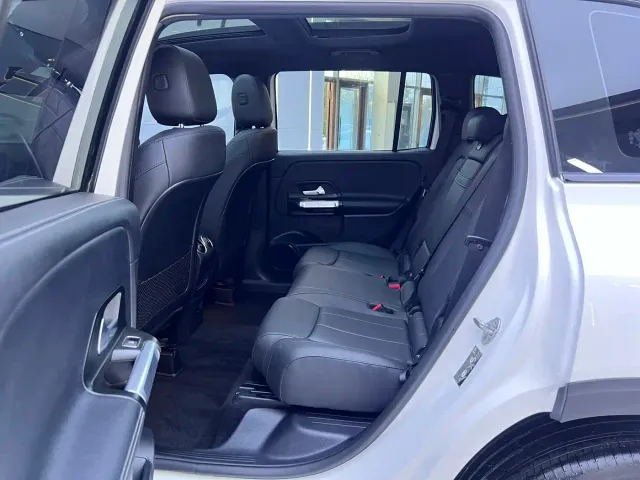 Mercedes-Benz GLB-Class — Фото автомобиля 13