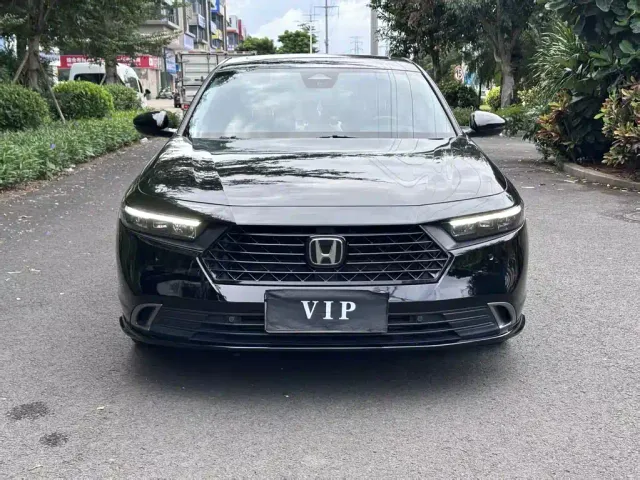 Honda Accord — Фото автомобиля 2