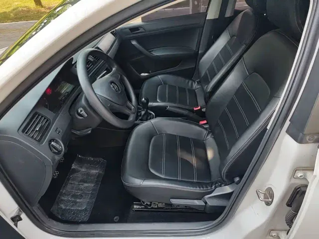 Volkswagen Santana — Фото автомобиля 14