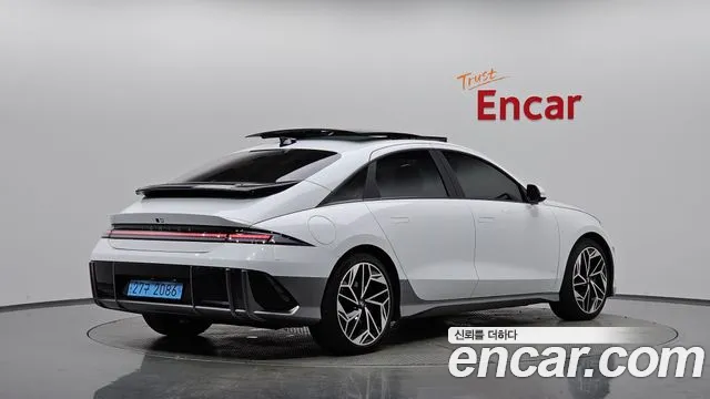 Hyundai Ioniq6 — Фото автомобиля 2
