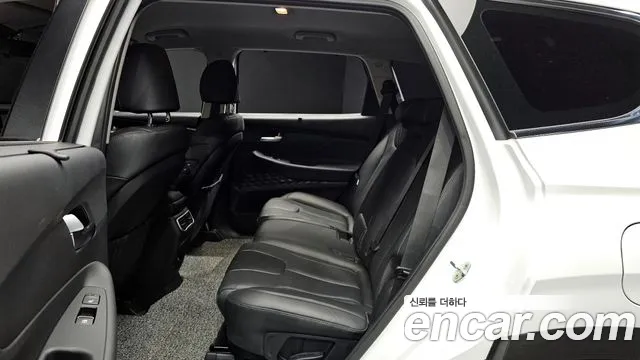 Hyundai Santafe Новый Santa Fe — Фото автомобиля 12