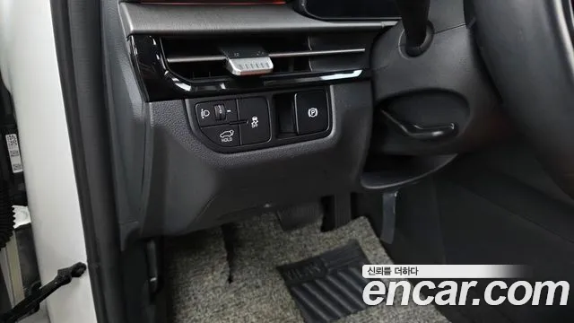 Kia Sportage Бензин 1.6 турбо 2WD — Фото автомобиля 8