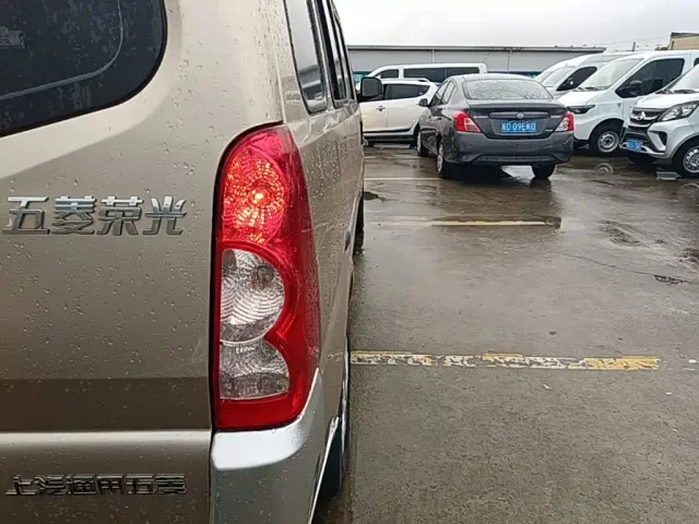 Wuling Rongguang — Фото автомобиля 7