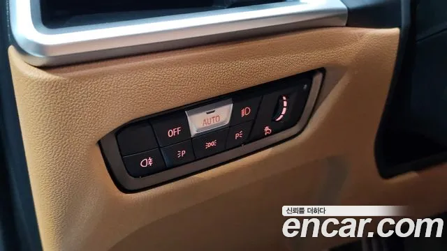 BMW 3 Series — Фото автомобиля 12