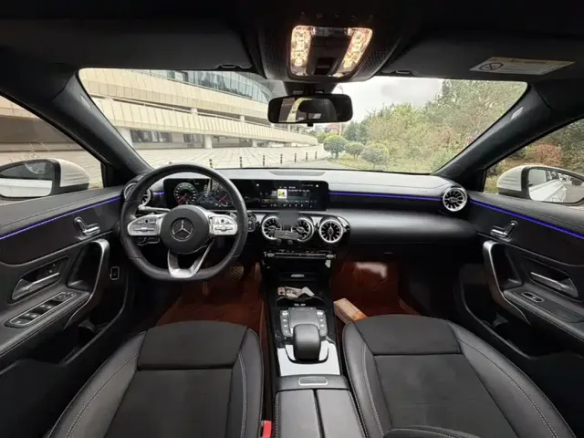 Mercedes-Benz A-Class — Фото автомобиля 7