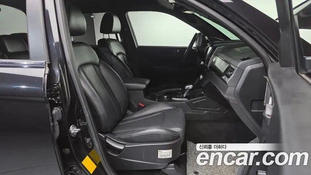 KG_Mobility_Ssangyong Rexton Новый Rexton Sport Khan Дизель 2.2 4WD — Фото автомобиля 10