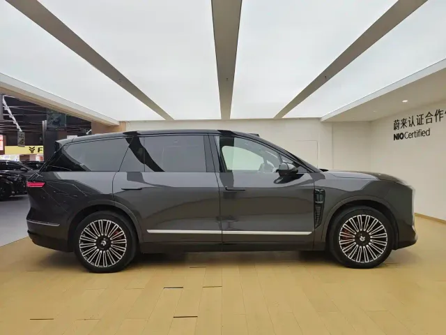 Nio ES8 — Фото автомобиля 6