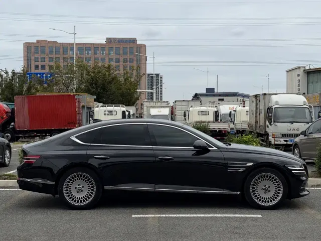 Genesis G80 — Фото автомобиля 4