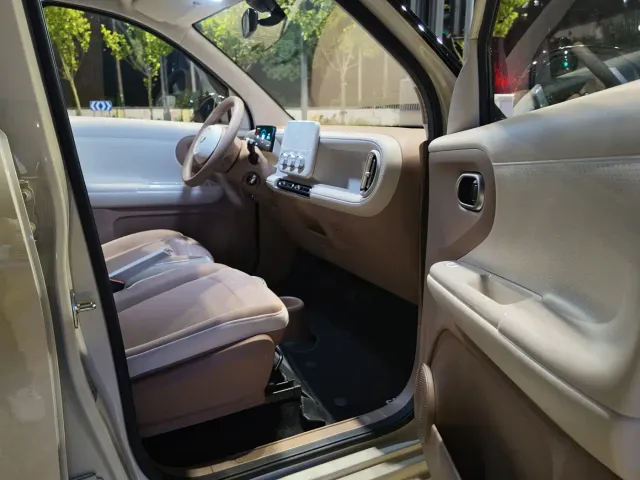 Wuling Hongguang Mini EV — Фото автомобиля 13