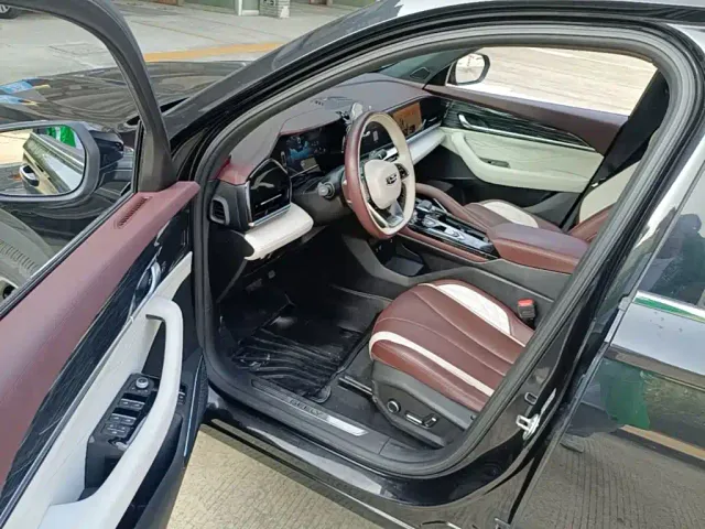 Geely Xingyue L — Фото автомобиля 15