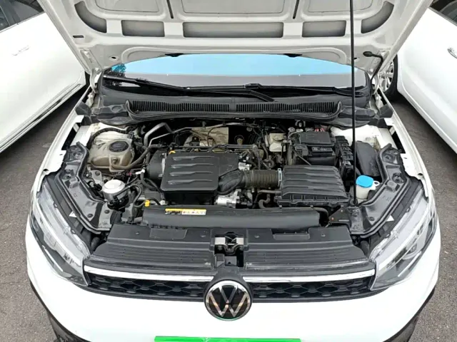 Volkswagen Lavida — Фото автомобиля 19