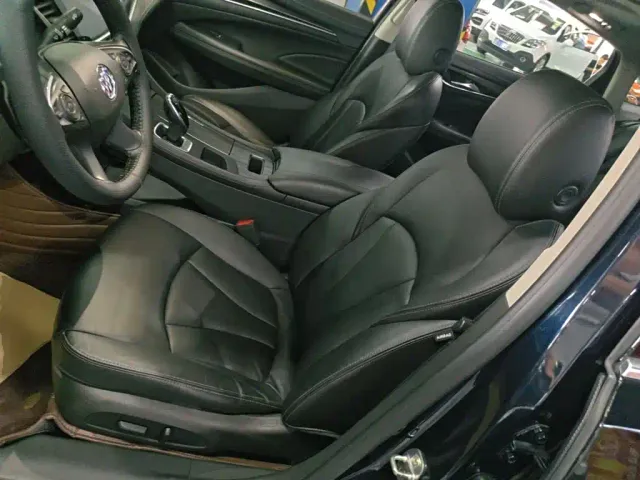 Buick LaCrosse — Фото автомобиля 14