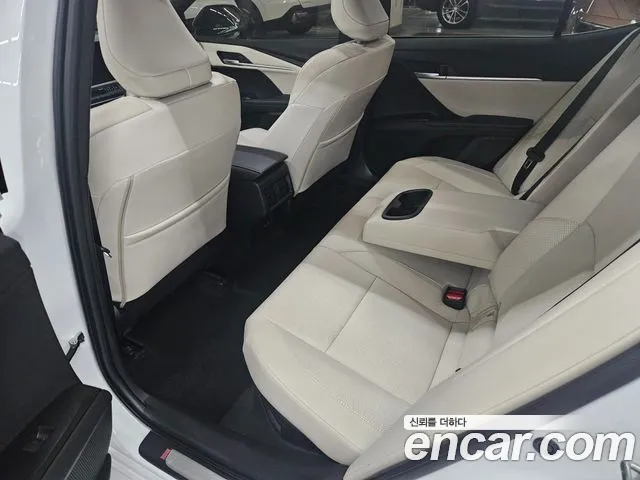 Toyota Camry XV80 — Фото автомобиля 13