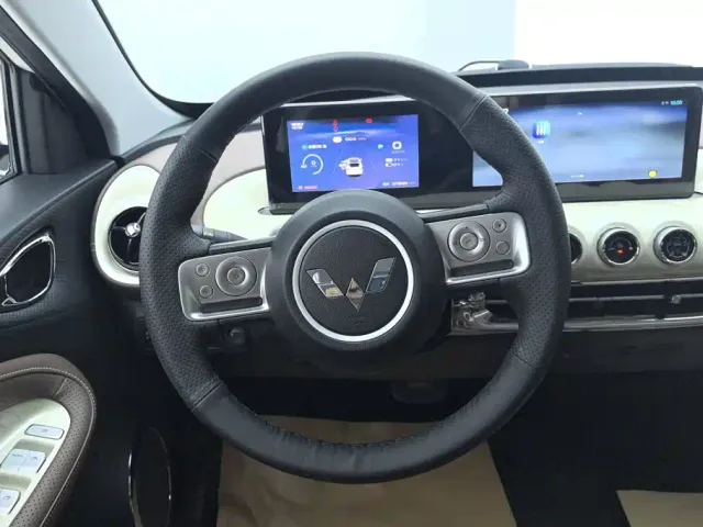 Wuling Bingo — Фото автомобиля 15