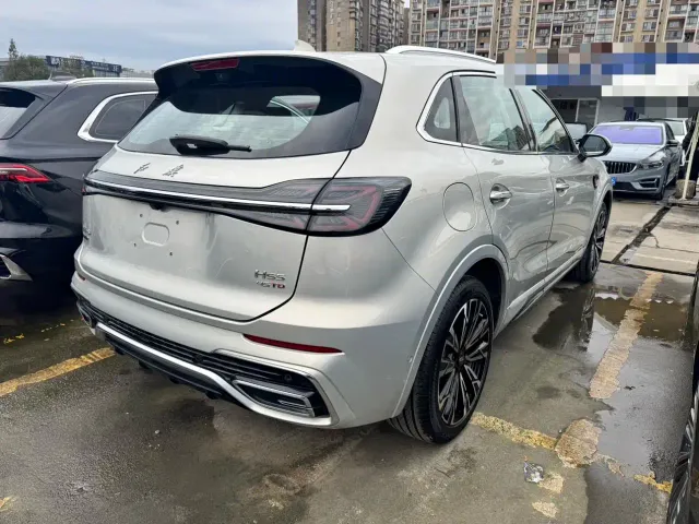 Hongqi HS5 — Фото автомобиля 10