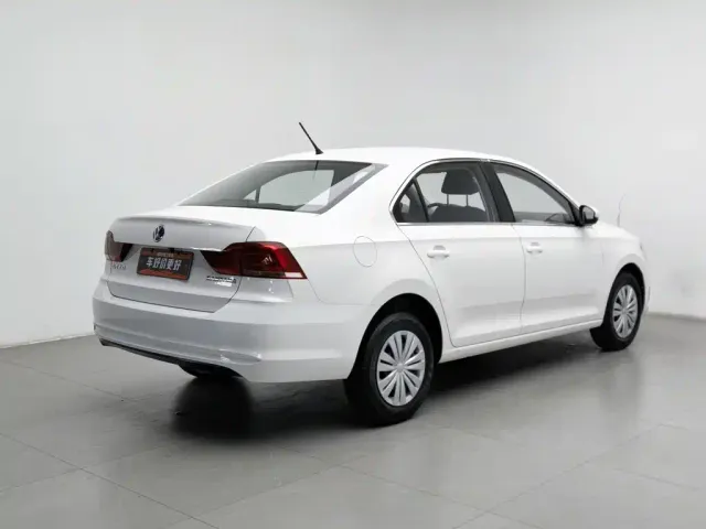Volkswagen Santana — Фото автомобиля 2