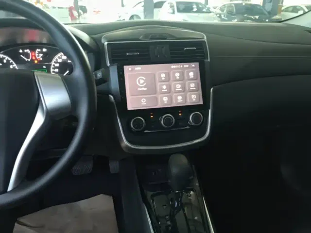 Nissan Tiida — Фото автомобиля 12