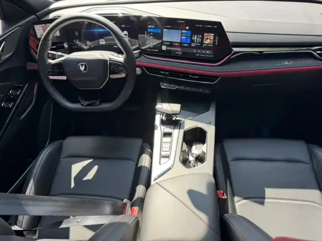 Changan Changan X5 PLUS 2024 1.5T DCT Pioneer Model — Фото автомобиля 16