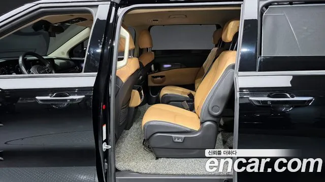 Kia Canival Carnival 4 поколение Бензин 9 мест Signature — Фото автомобиля 12