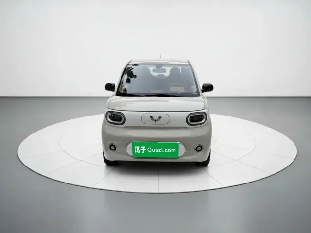 Wuling Hongguang Mini EV — Фото автомобиля 2