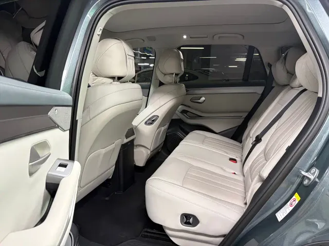 BYD Tang L — Фото автомобиля 6