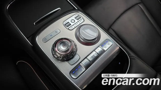 Genesis G90 Бензин 3.5 турбо AWD — Фото автомобиля 18