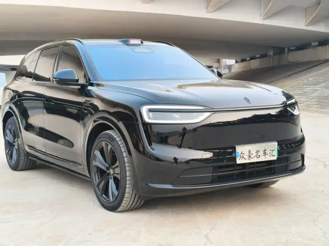 Aito M7 — Фото автомобиля 2